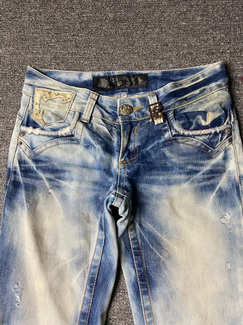 Japanese Brand Vintage Red Pepper Low Rise Distressed Flare Jeans (175) Size 29" - 11 Thumbnail