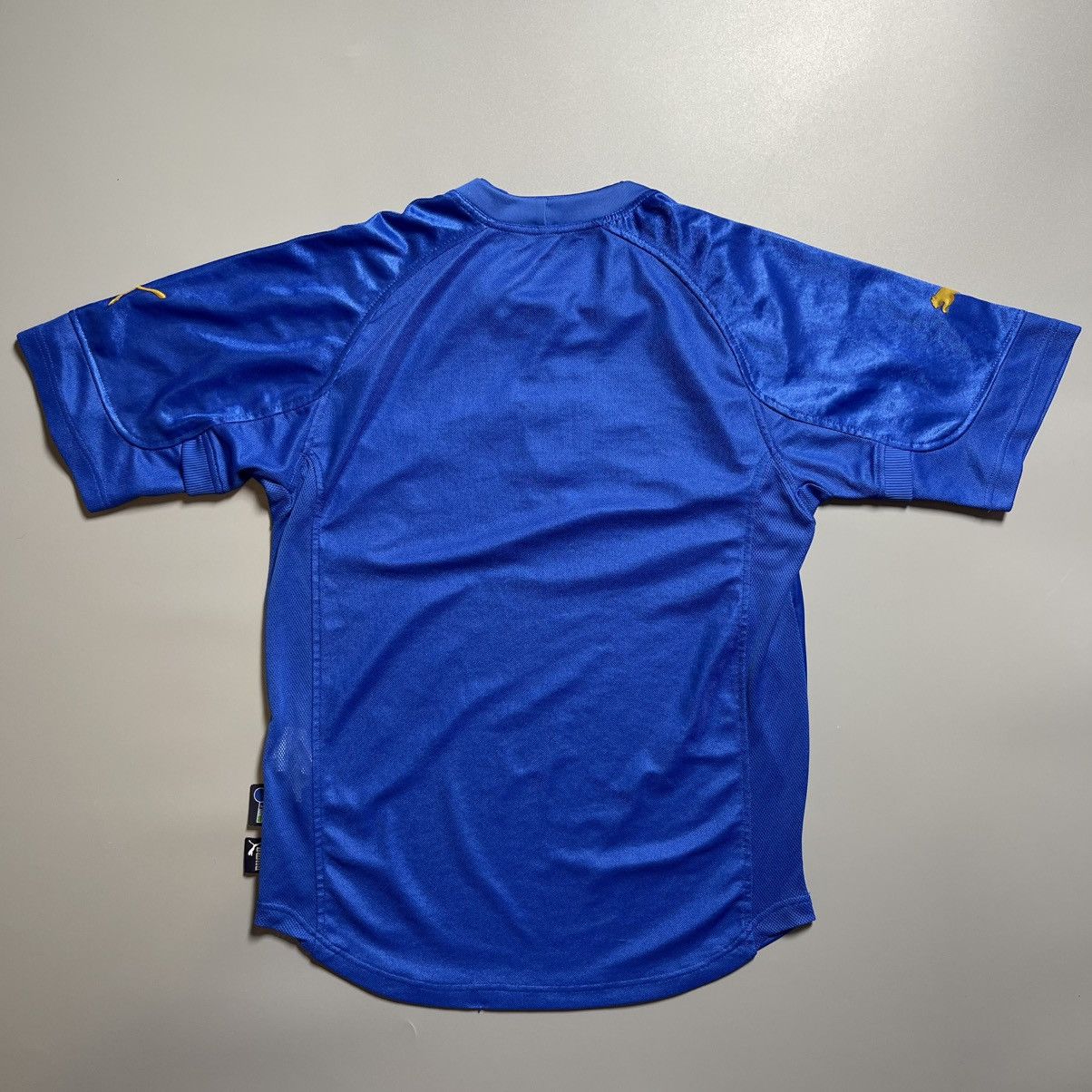Puma × Vintage ITALY PUMA 2004 EURO FOOTBALL SOCCER HOME JERSEY Size US XXS / EU 40 - 10 Thumbnail