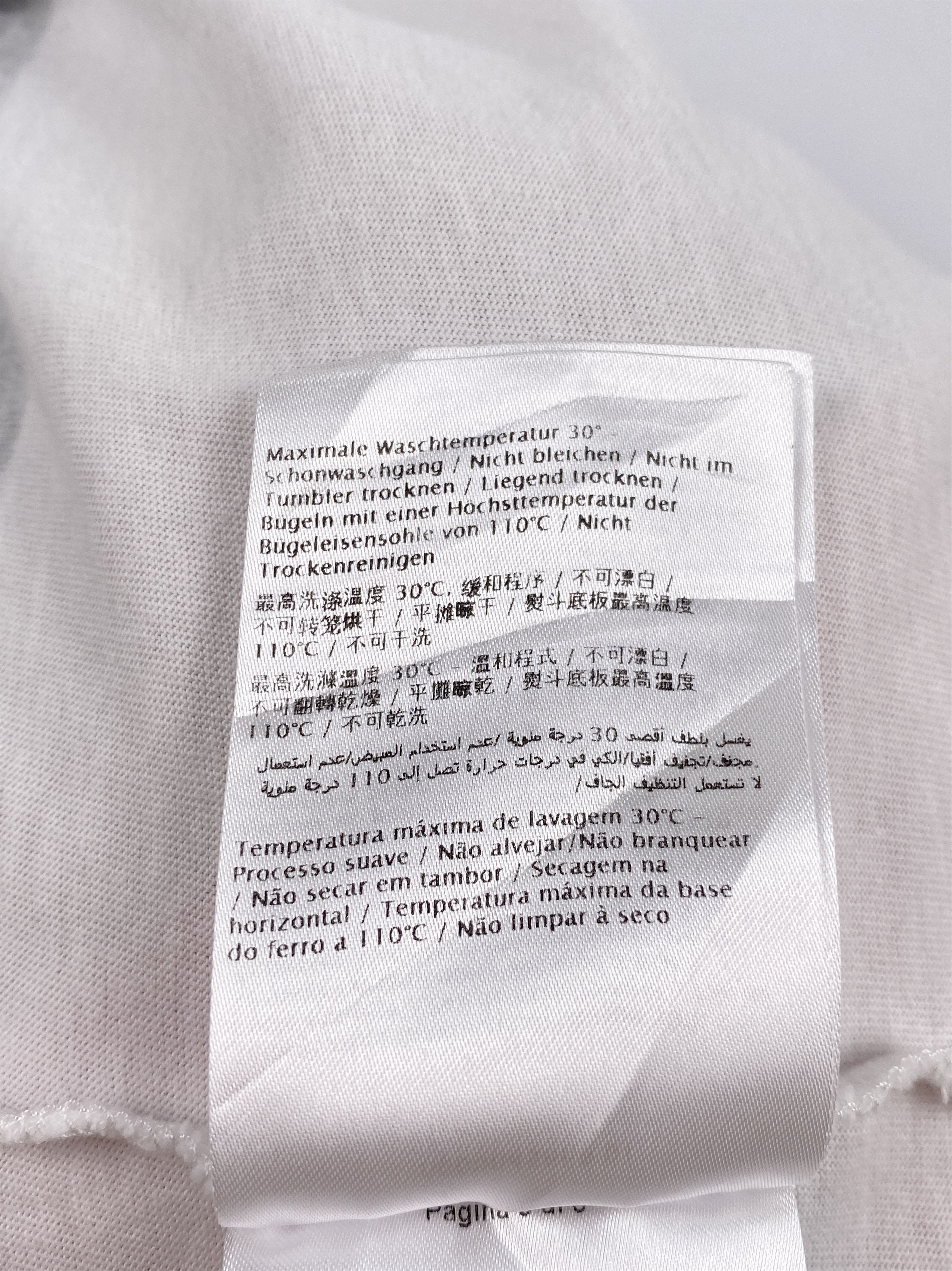 Valentino V Logo T-Shirt Size US L / EU 52-54 / 3 - 14 Thumbnail