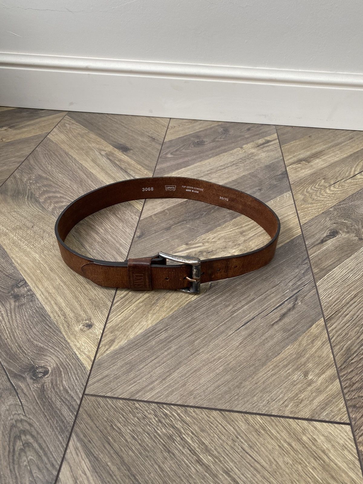 Levi's Vintage Levi’s Leather Belt Size ONE SIZE - 1 Thumbnail