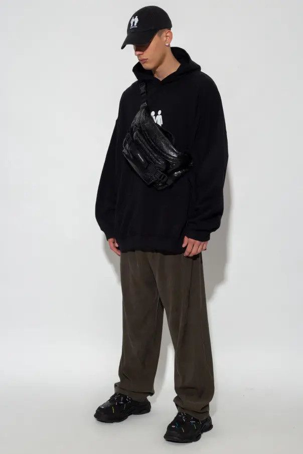 Balenciaga o1w1db10425 Pride 22 Hoodie Boxy Fit in Black Size US XXS / EU 40 - 2 Thumbnail