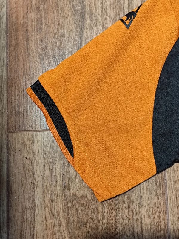 Le Coq Sportif 2008-09 Wolves Le Coq Sportif Home Shirt XL Size US M / EU 48-50 / 2 - 5 Thumbnail