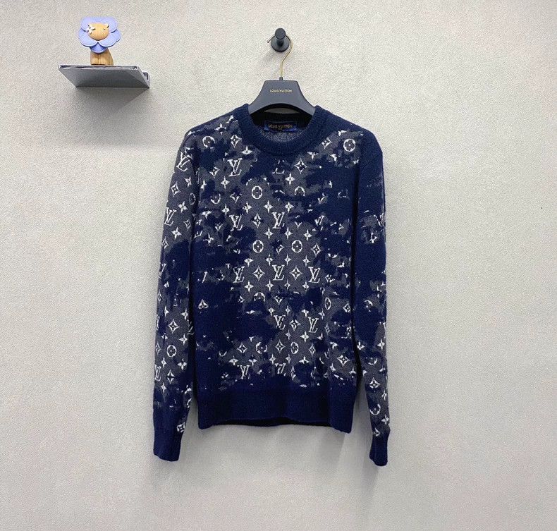 Louis Vuitton Navy Camouflage Knit Sweater Size S - dmc Size US S / EU 44-46 / 1 - 1 Thumbnail