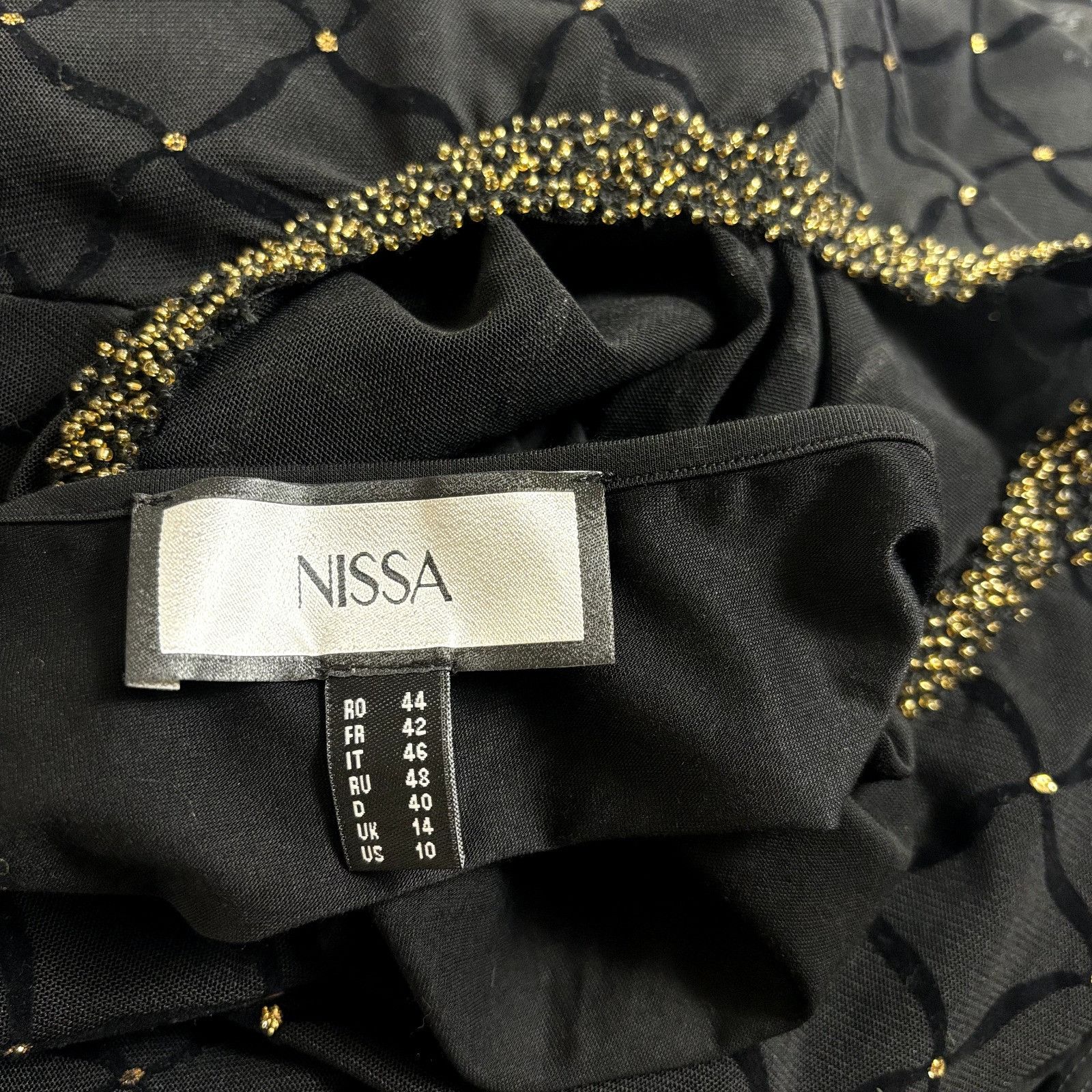 Nissan Nissa Black Long Sleeve Diamond Pattern, Gold Beaded Necklin Size M / US 6-8 / IT 42-44 - 6 Thumbnail