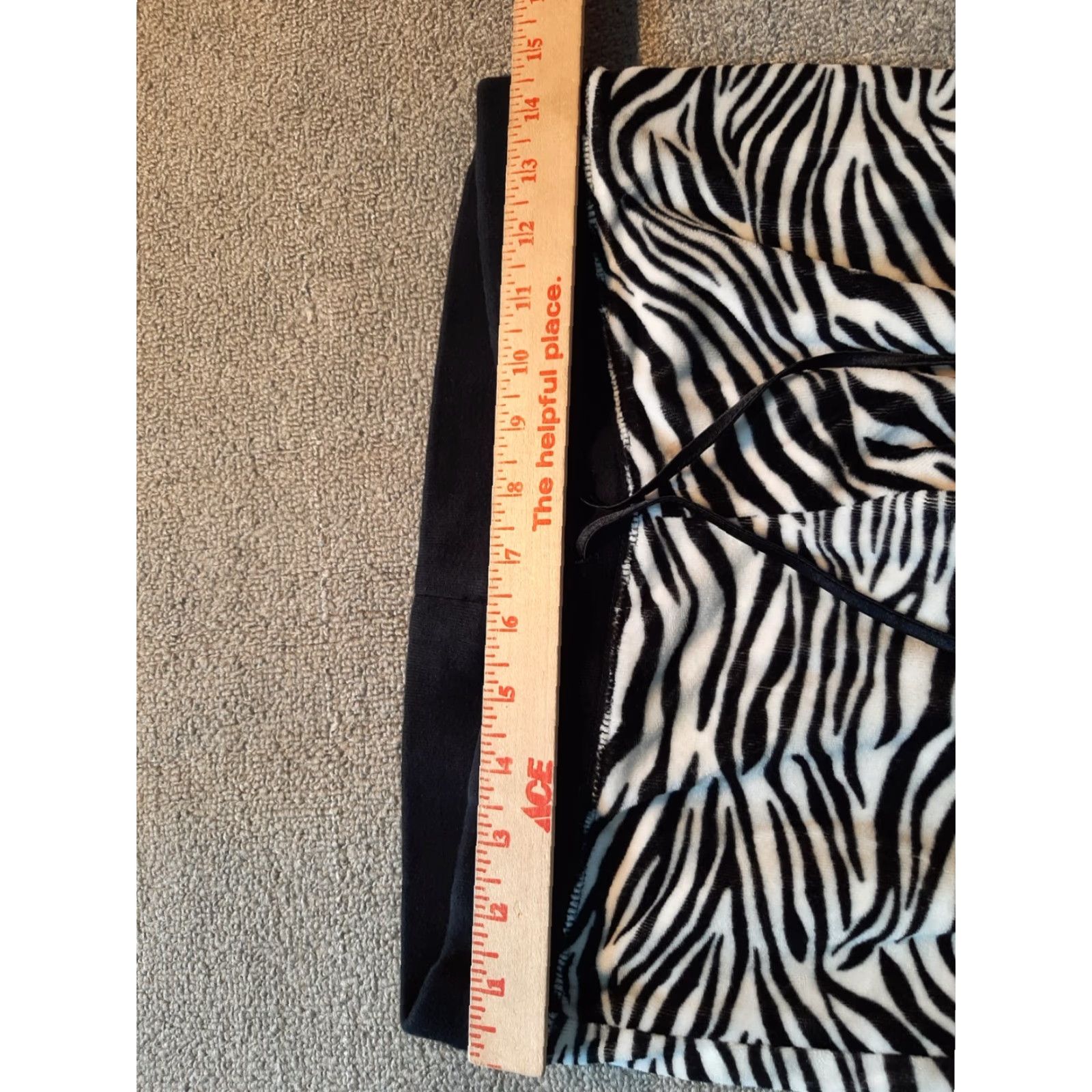 Old Navy VINTAGE Old Navy Pants Zebra Stripes Womens XS Black Striped Chino Pants Women XS Zebra Size 26" / US 2 / IT 38 - 4 Thumbnail