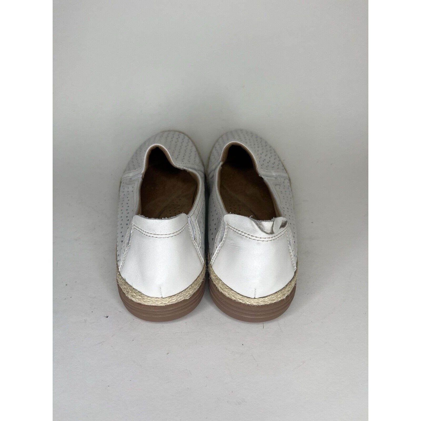 Clarks Clarks Collection White Leather Perforated Espadrilles Shoes Size US 8 / IT 38 - 4 Thumbnail