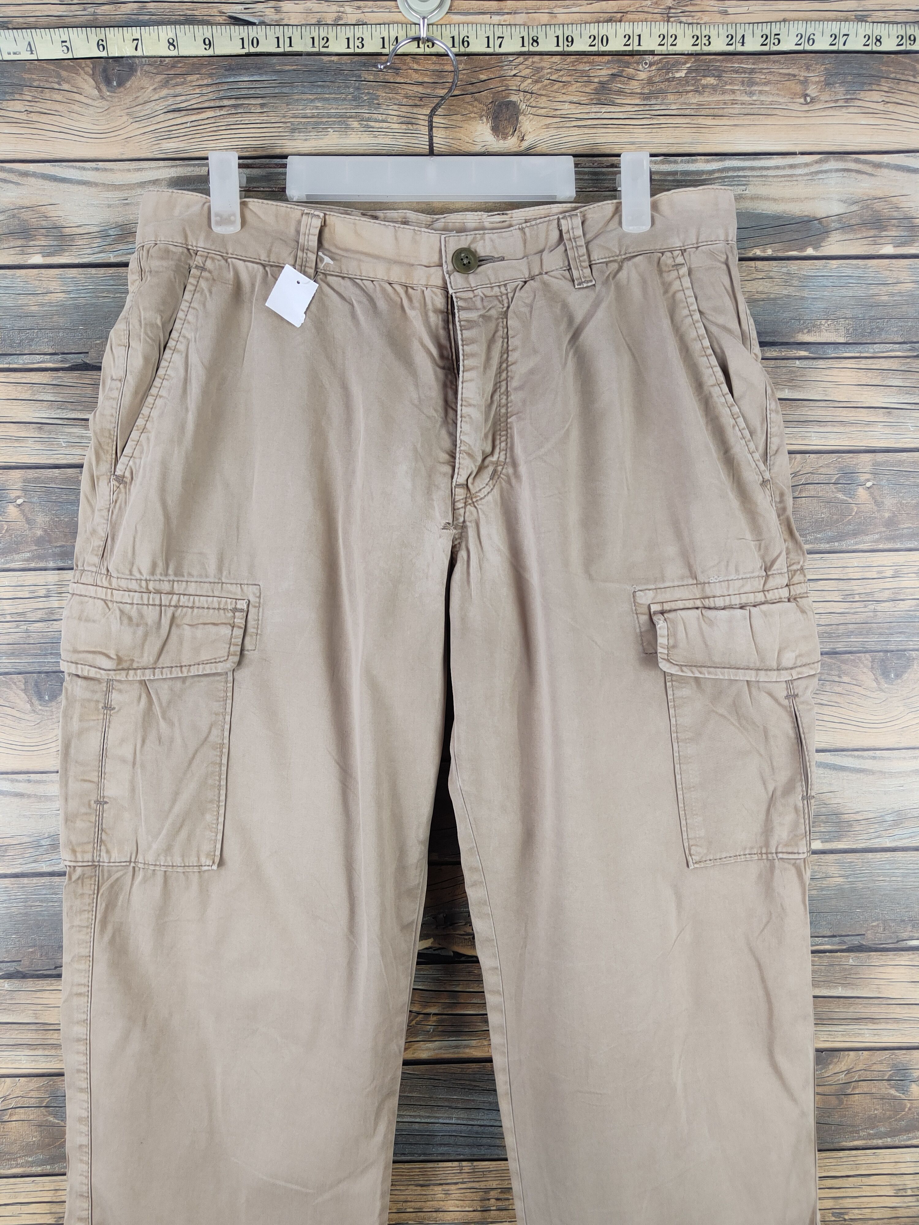 Japanese Brand DL Uniqlo Beige Multipocket Cargo Pants #1959 Size US 32 / EU 48 - 2 Thumbnail