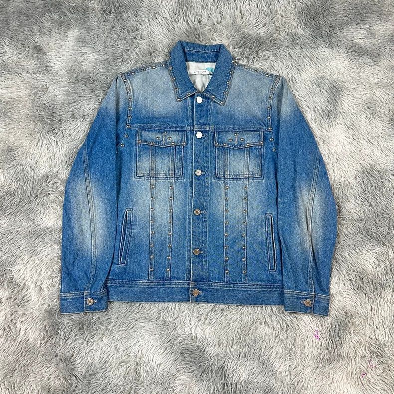 Givenchy Givenchy Studded Button Denim Jacket 2506-Nextarrow Size US S / EU 44-46 / 1 - 1 Thumbnail