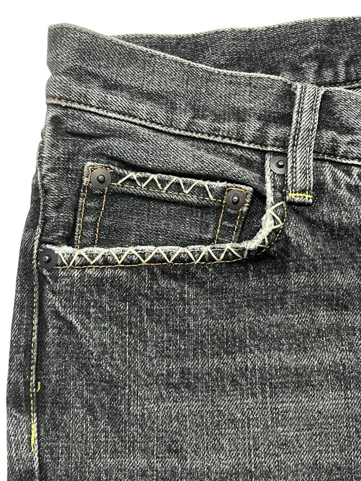 Uniqlo Bootcut Vintage Uniqlo Japan - Black Stone Wash, Distressed Size US 30 / EU 46 - 8 Thumbnail