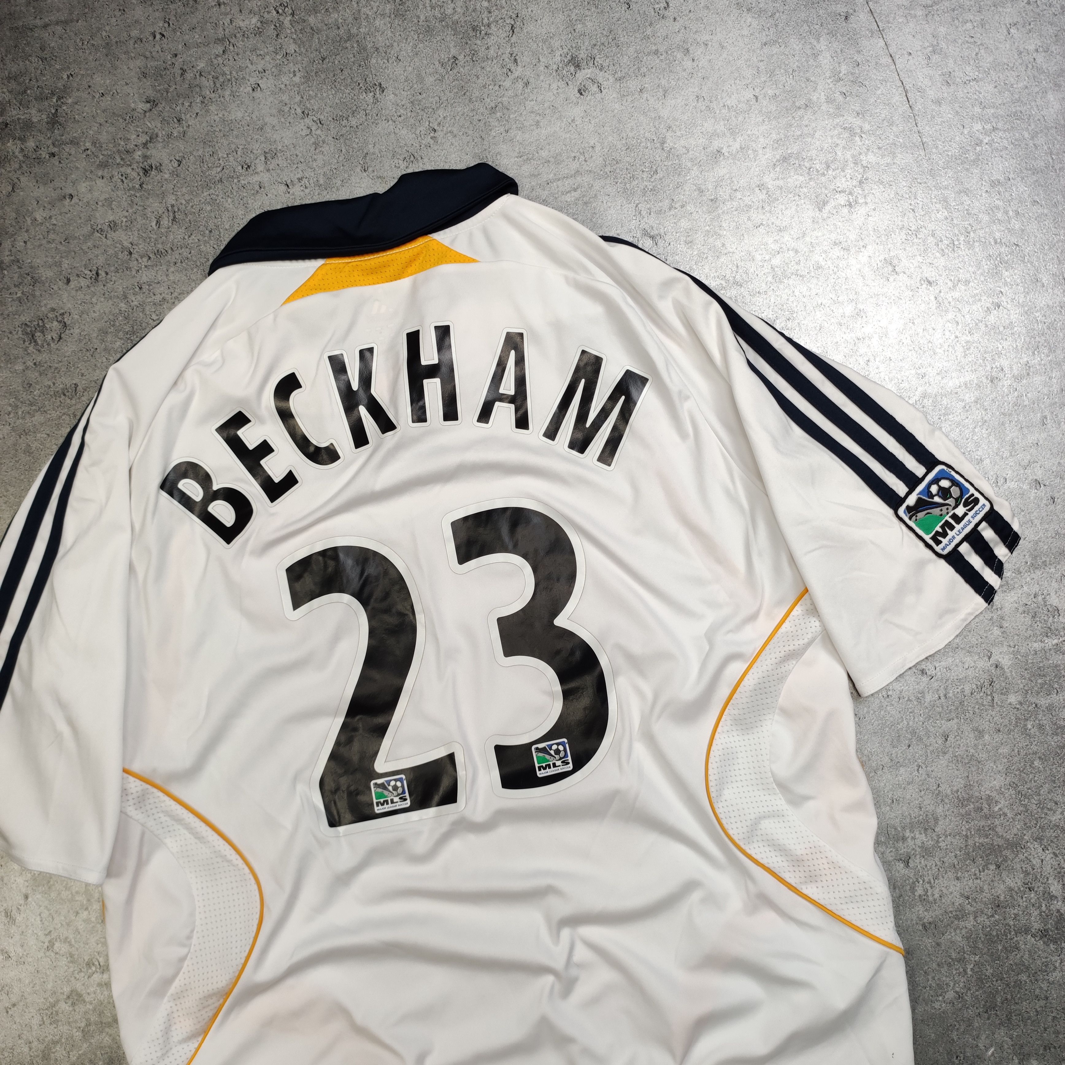 Vintage RARE Vintage Adiads x LA Galaxy #23 Beckham Home Jersey Size US XL / EU 56 / 4 - 11 Thumbnail