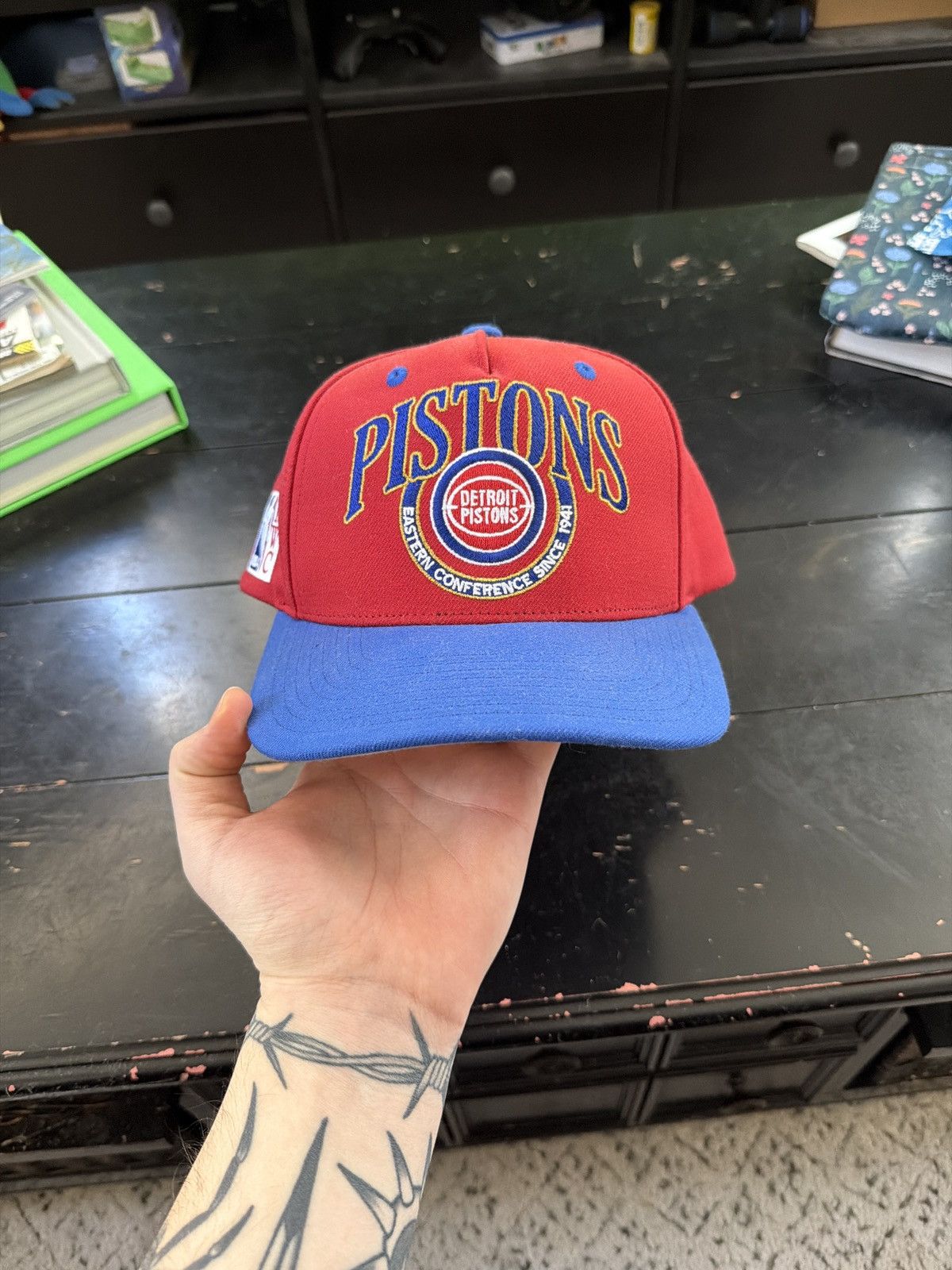 Mitchell & Ness Pistons Snapback Hat - mitchell and ness Size ONE SIZE - 1 Thumbnail