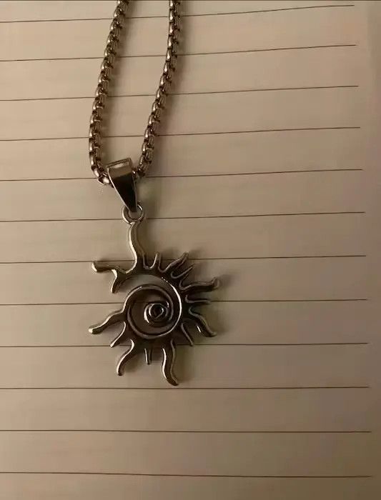 Jewelry Sun Flame Pendant Necklace Size ONE SIZE - 4 Thumbnail