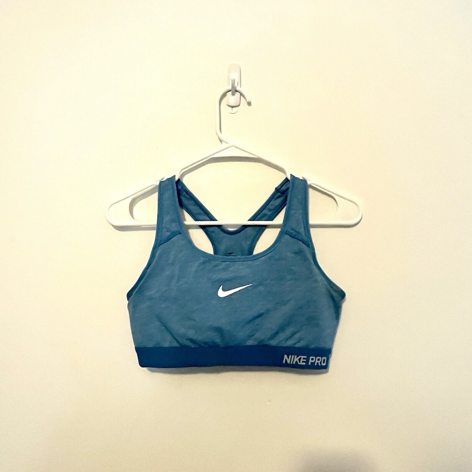Nike Nike Pro Classic Dri-Fit Sports Bra 589420-435 Wmns Sz M Size M / US 6-8 / IT 42-44 - 1 Thumbnail