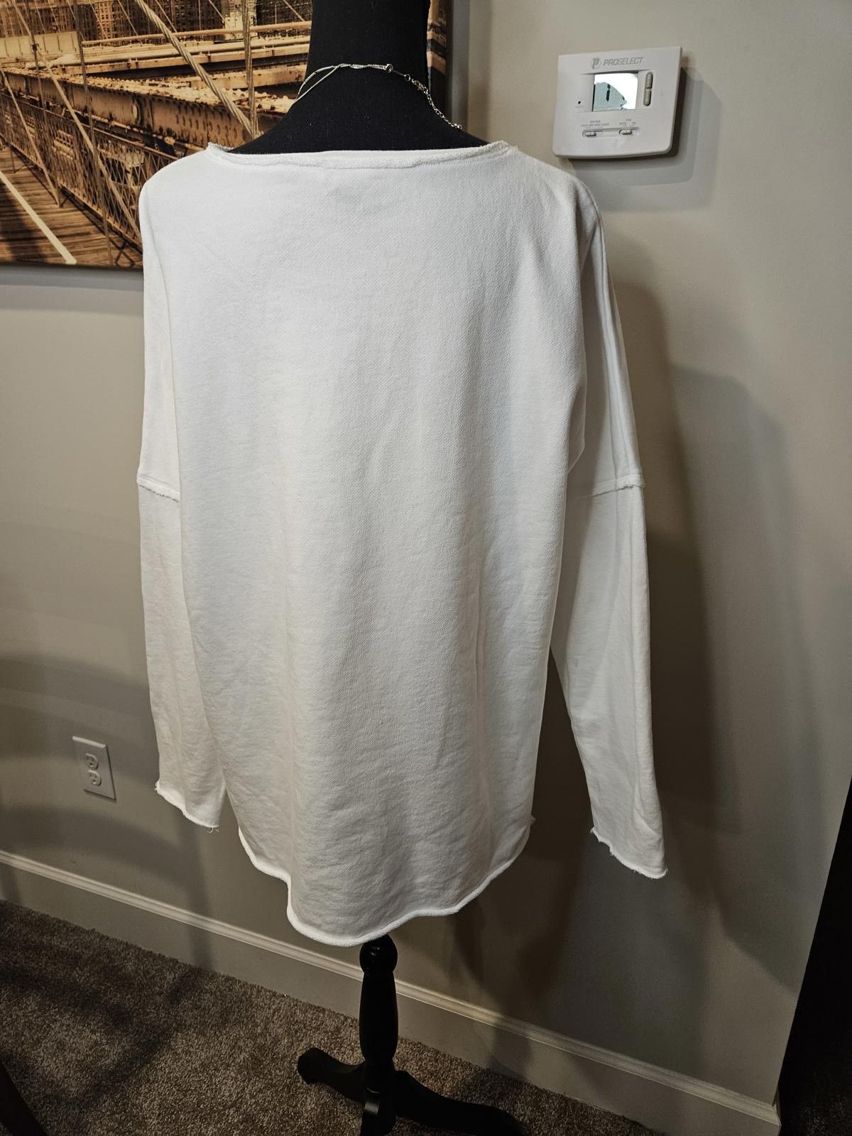Designer Crown & Ivy Oversized 'Weekend' Long Sleeve Beach Coverup Size XL / US 12-14 / IT 48-50 - 4 Thumbnail