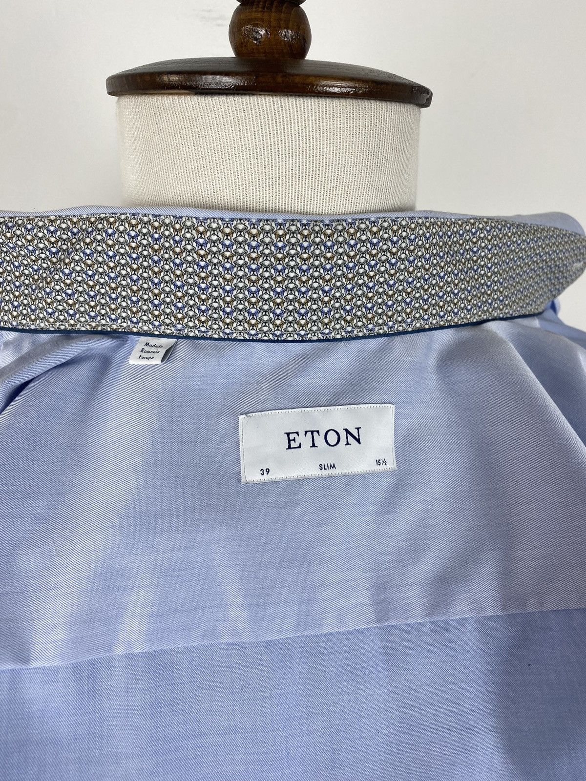 Eton Men’s ETON Long Sleeve Dress Shirt size 39 15 1/2 Size US M / EU 48-50 / 2 - 5 Thumbnail