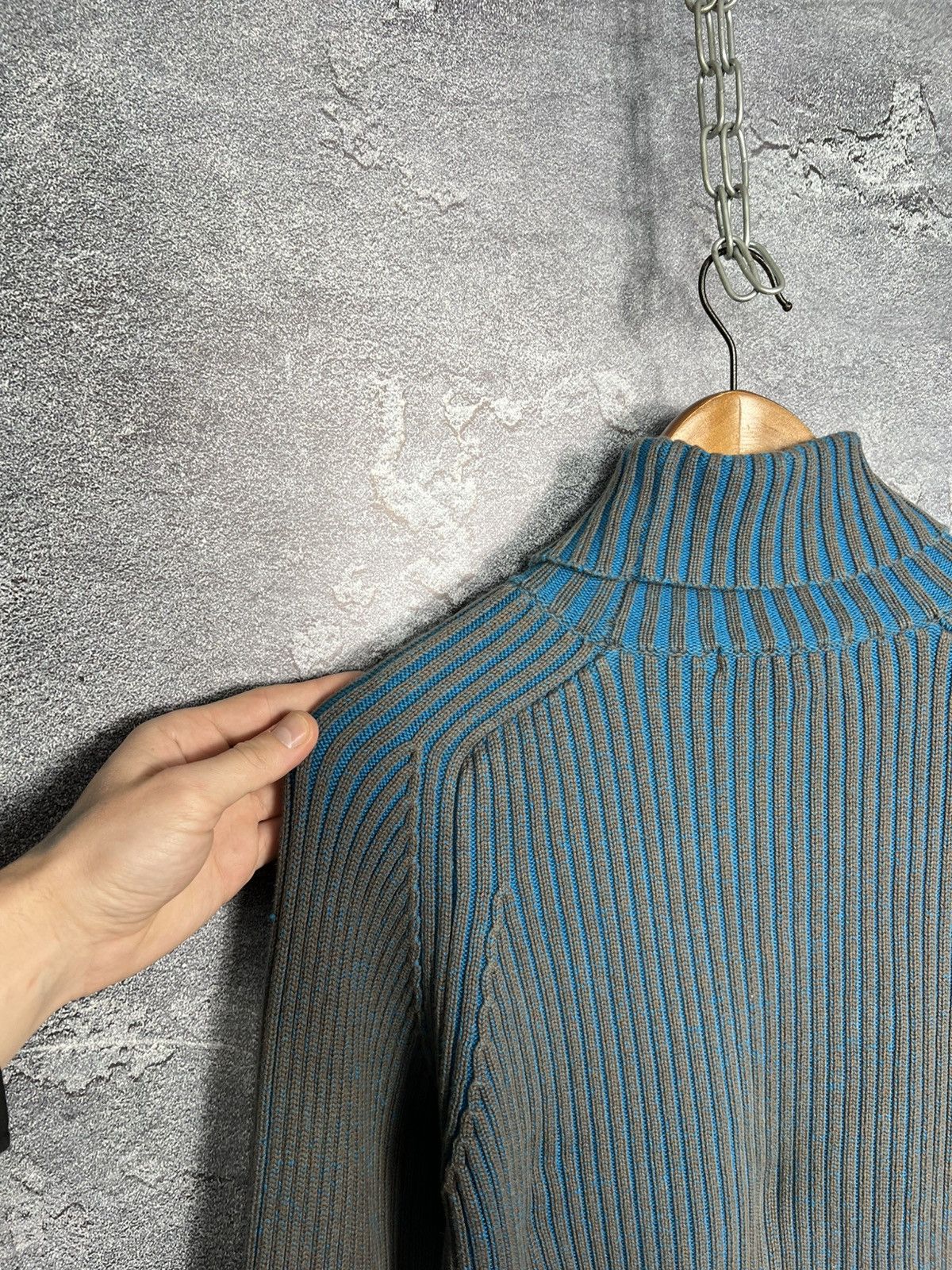 Chevignon Vintage Chevignon Ribbed Turtleneck Sweater A Blue Pattern Size US M / EU 48-50 / 2 - 19 Thumbnail