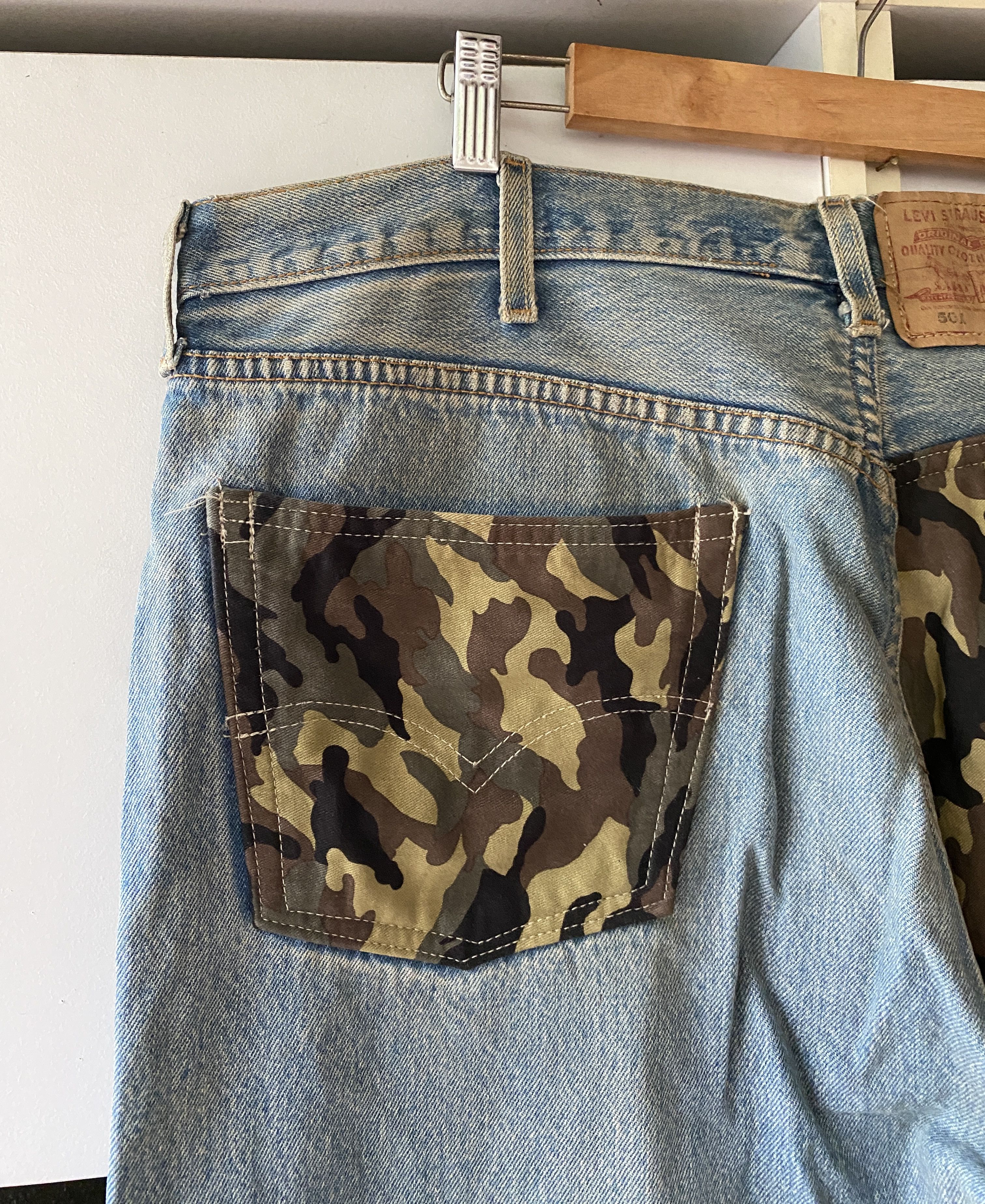 Levi's VINTAGE LEVIS 501 X CAMO JEANS Size US 40 / EU 56 - 9 Thumbnail