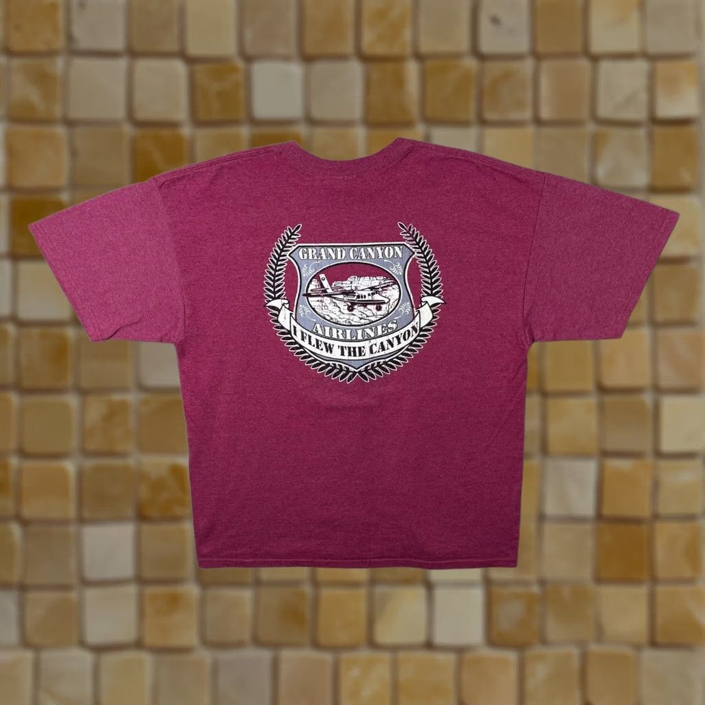 Gildan Grand Canyon Airlines "I Flew The Canyon" USA Tourist Souvenir Red T-Shirt XL Mens Graphic Shirt Size US XL / EU 56 / 4 - 1 Thumbnail