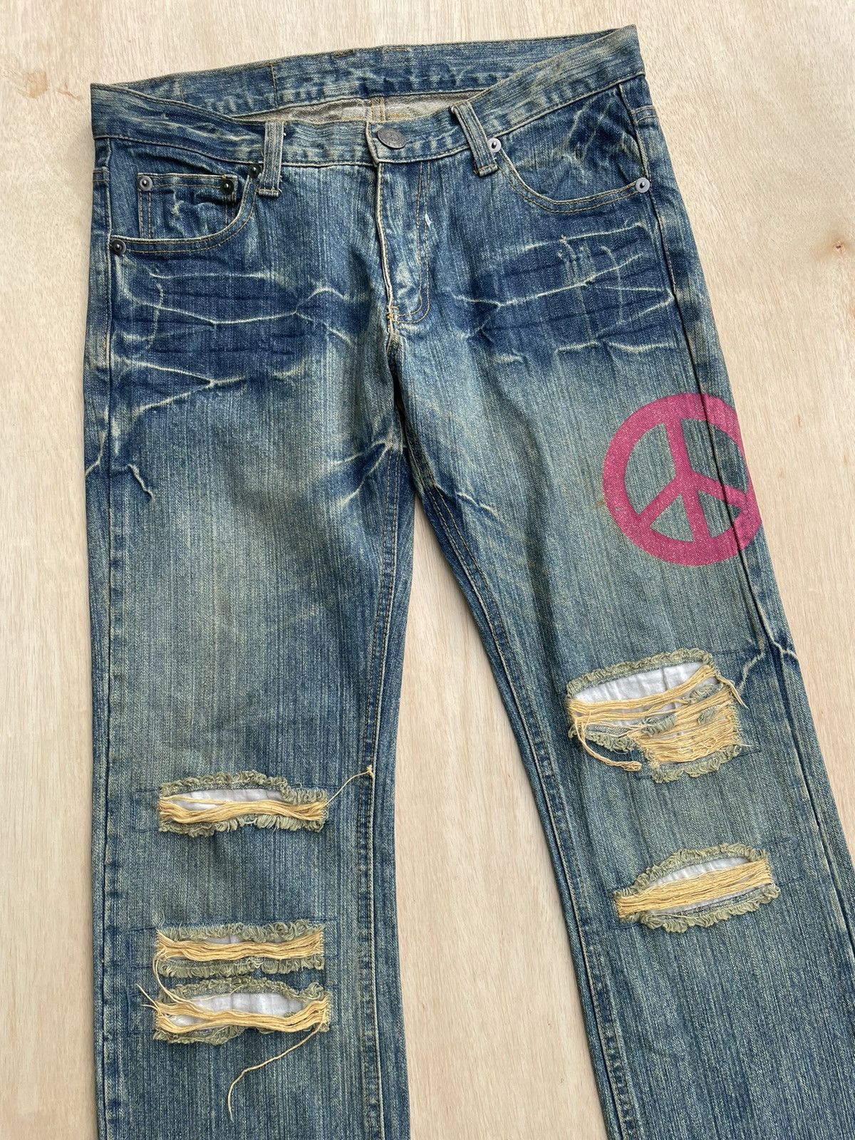 If Six Was Nine × Japanese Brand Distressed Denim Peace Jeans Size US 33 - 4 Thumbnail