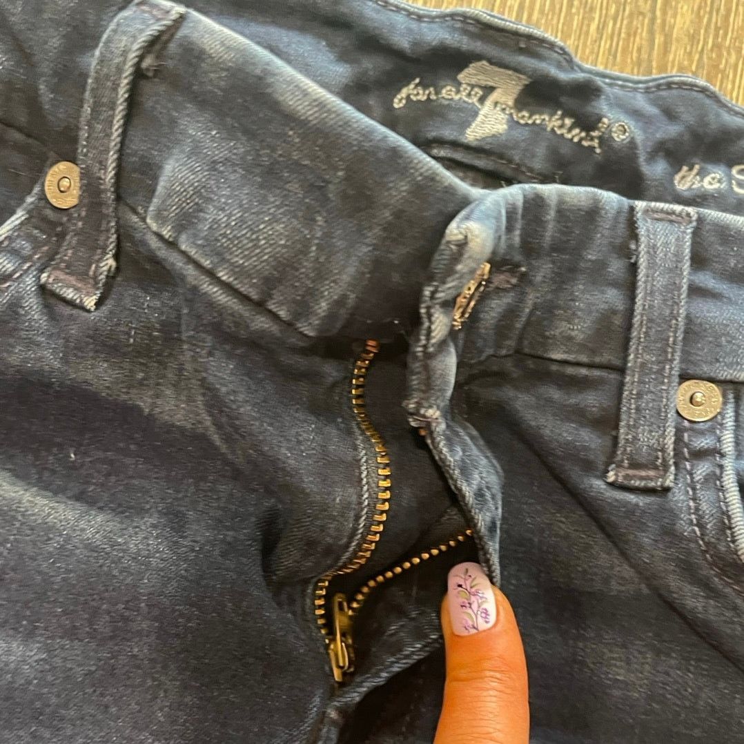 7 For All Mankind 7 For All Mankind The Skinny Jeans Mid Rise Denim Size 27 Size 27" / US 4 / IT 40 - 6 Thumbnail