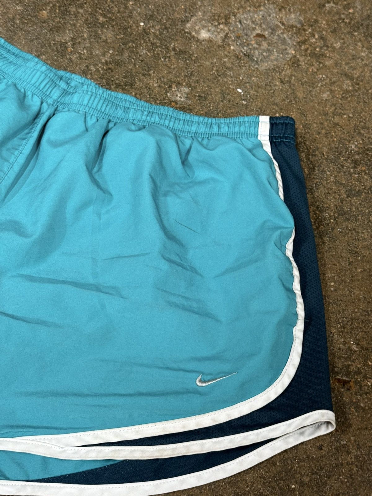 Nike Nike Blue Teal Embroidered Swoosh Run Track Shorts XL Size 32" / US 10 / IT 46 - 3 Thumbnail