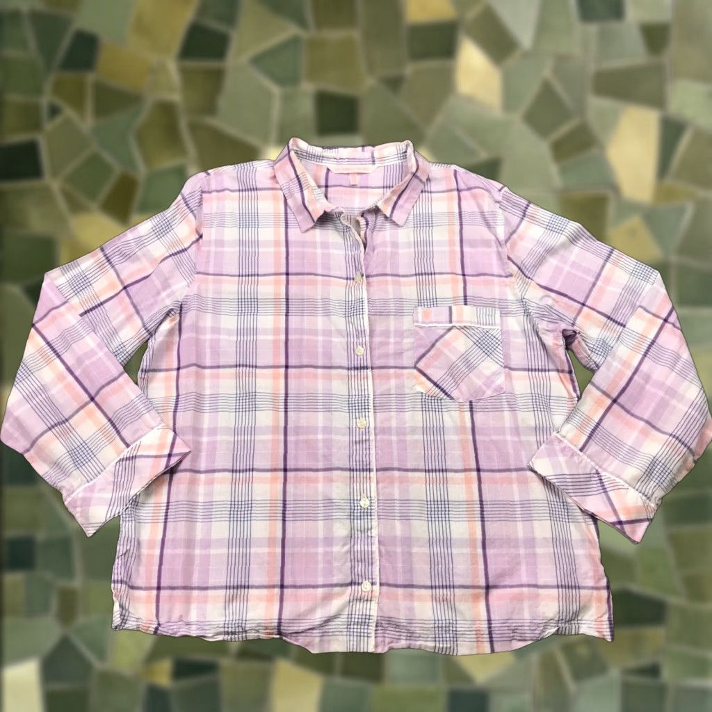 Victoria's Secret VICTORIA'S SECRET Women's Button-Up Shirt Large Purple Solid Long Sleeve Casual Size L / US 10 / IT 46 - 1 Thumbnail