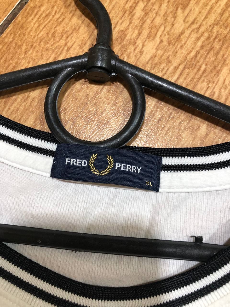 Fred Perry Men's Fred Perry Twin Tipped T-Shirt STREETWEAR Size US XL / EU 56 / 4 - 2 Thumbnail