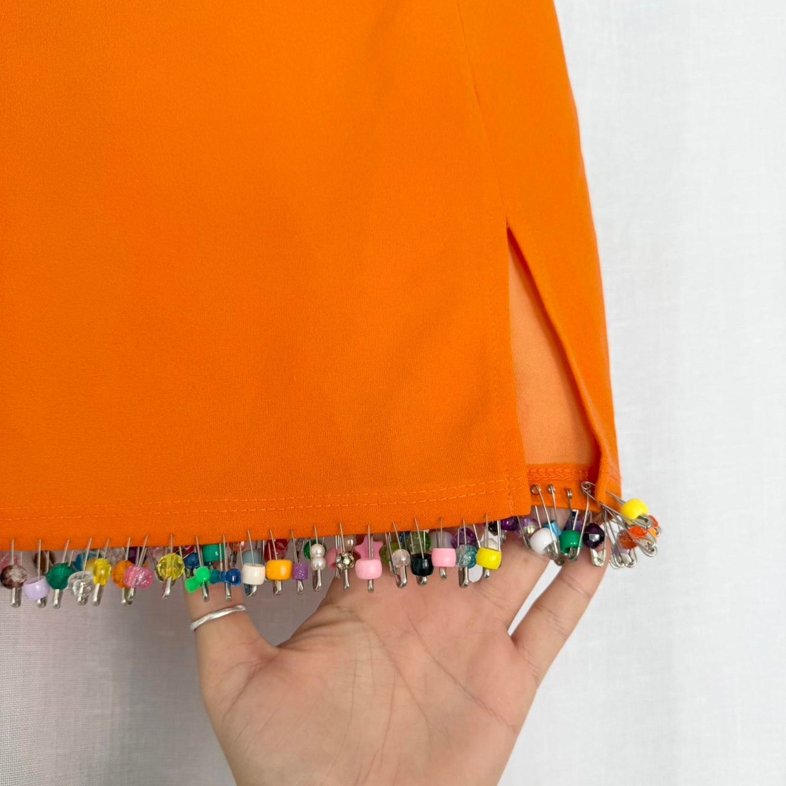 Other ✿ beaded safety pin mini skirt ⋆ orange fitted mini ✿ Size 27" / US 4 / IT 40 - 3 Thumbnail