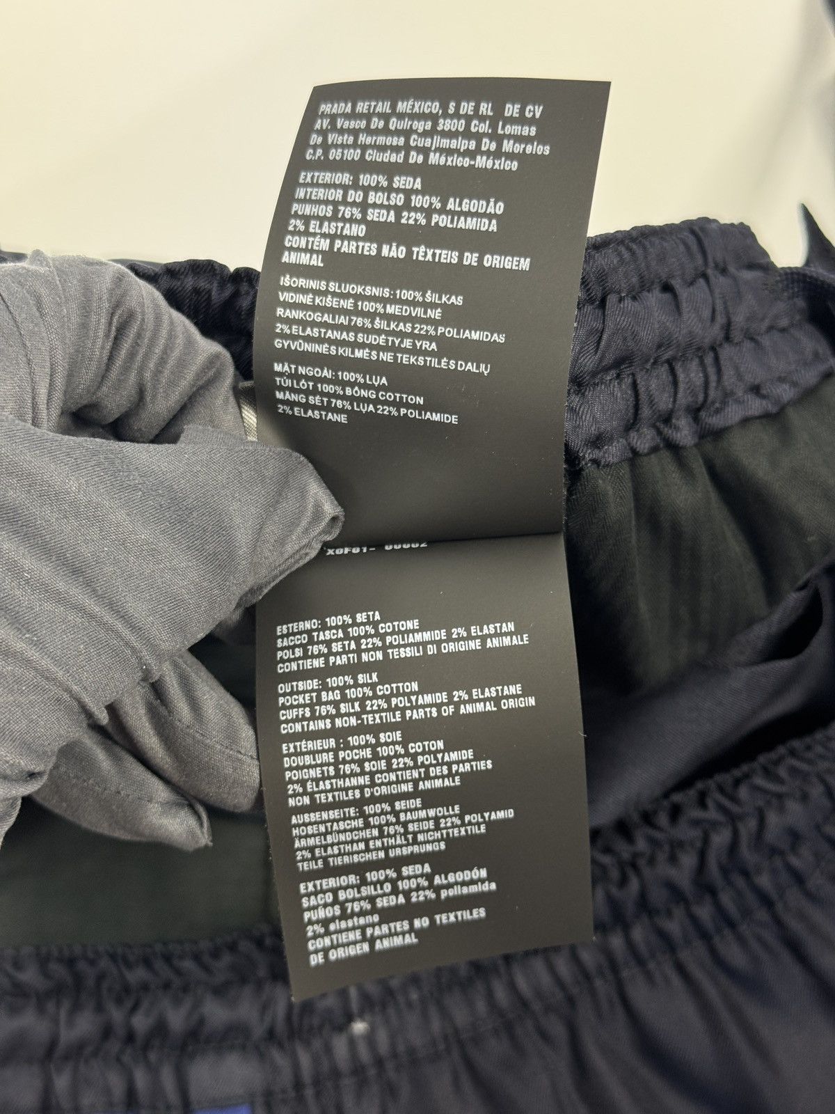 Prada SILK TAPERED TROUSERS Size US 34 / EU 50 - 13 Thumbnail