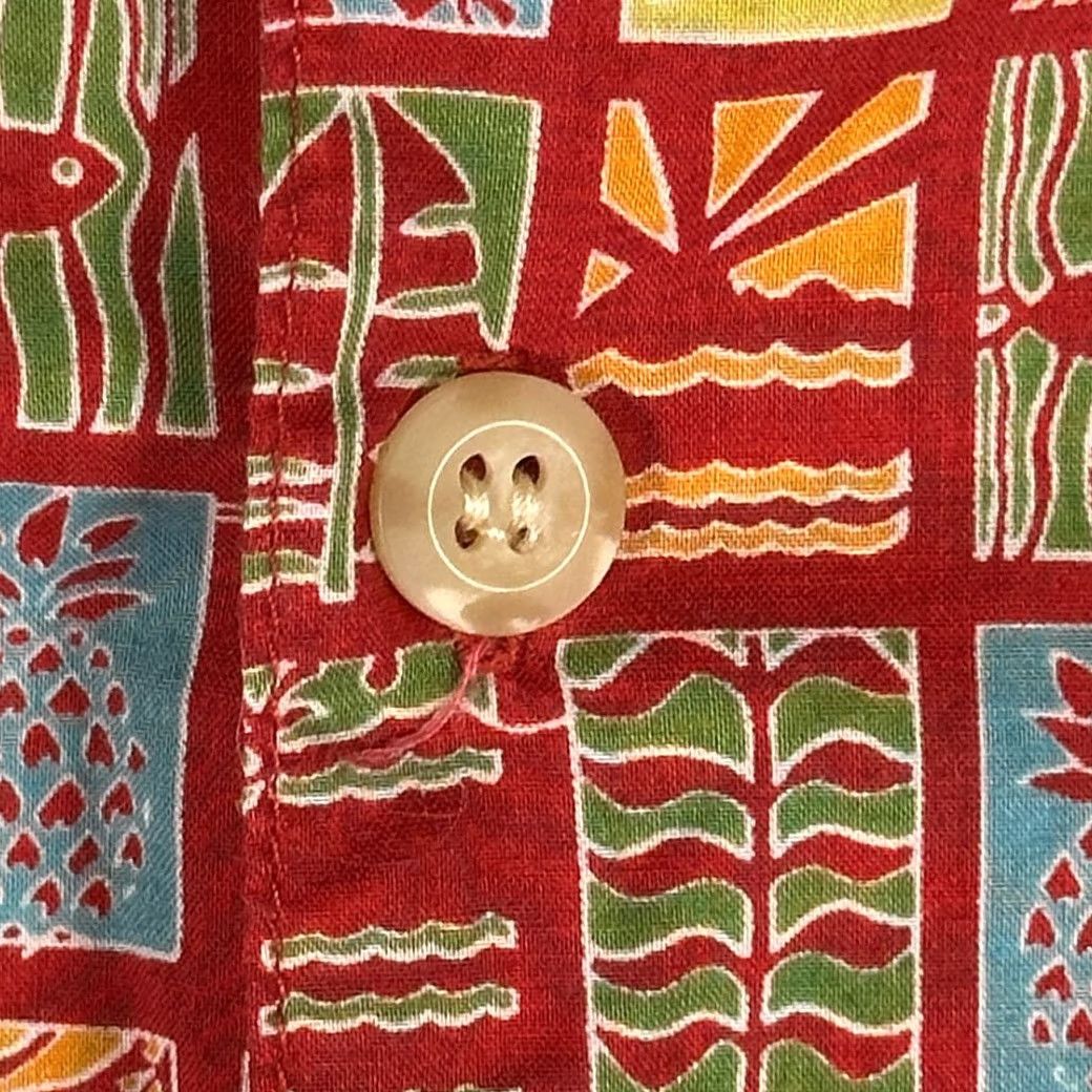 Tori Richard VINTAGE Tori Richard Hawaiian Shirt Adult EXTRA LARGE Red Aloha Geometric Fish Shirt Mens XL Red Hawaiian 90s Geometric Pattern USA White Collar Size US XL / EU 56 / 4 - 5 Thumbnail