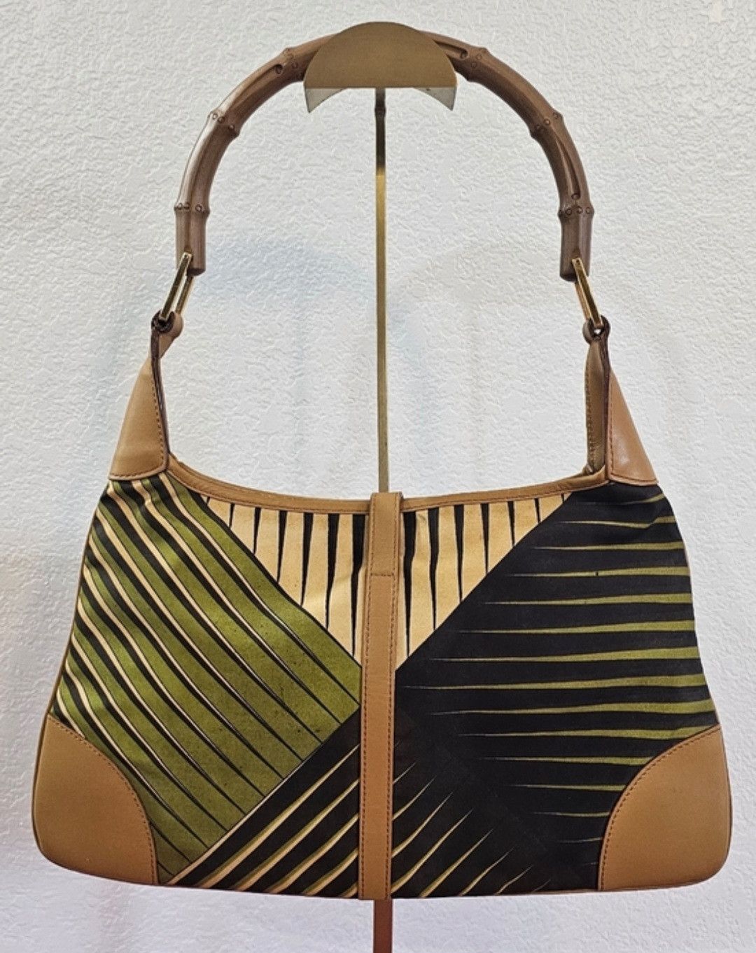 Gucci Vintage Gucci Satin Bamboo Jackie O Shoulder Bag Size ONE SIZE - 3 Thumbnail
