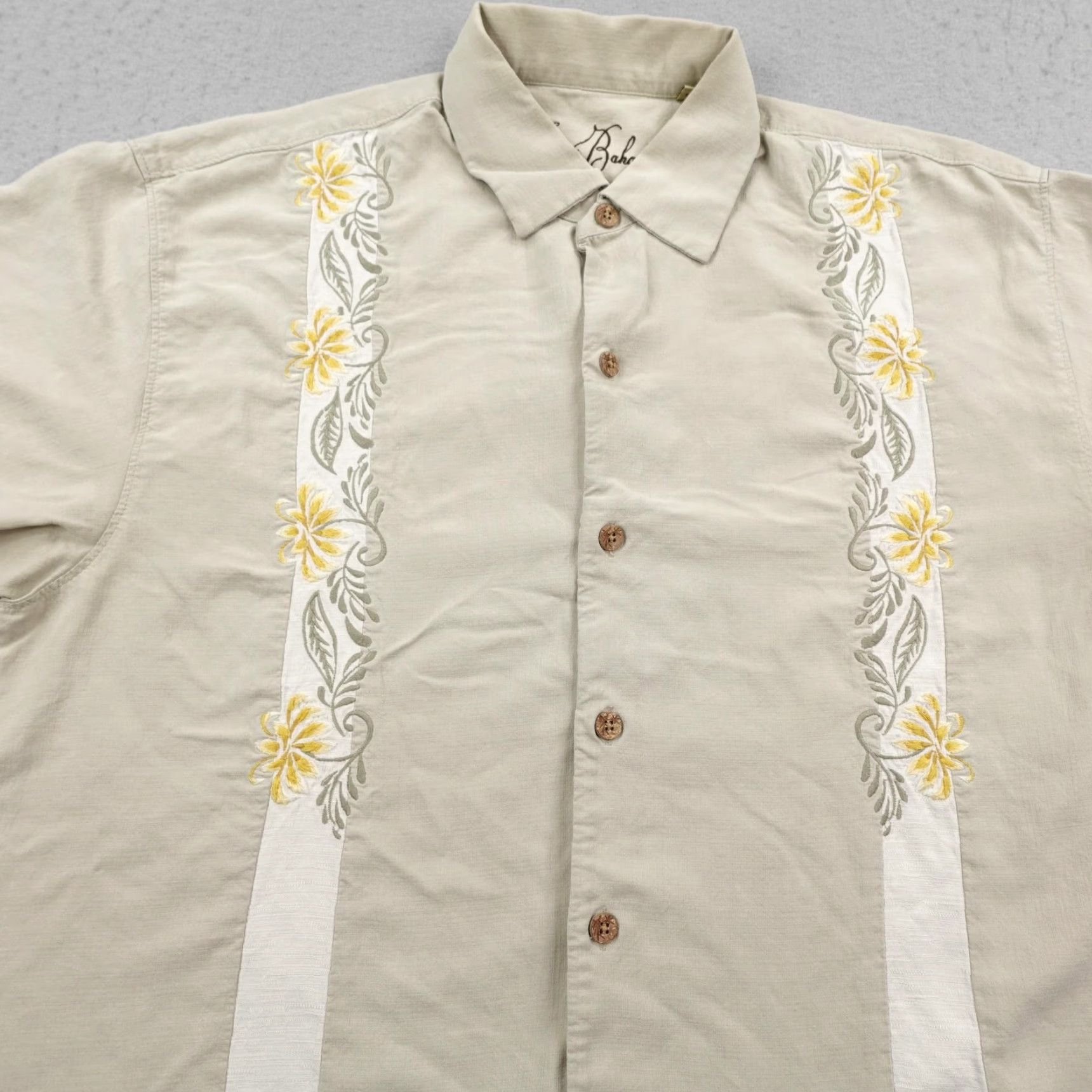 Tommy Bahama Tommy Bahama Shirt Mens Large Beige Silk Hawaiian Aloha Floral Embroidered Camp Button-Up Short Sleeve Size US L / EU 52-54 / 3 - 3 Thumbnail