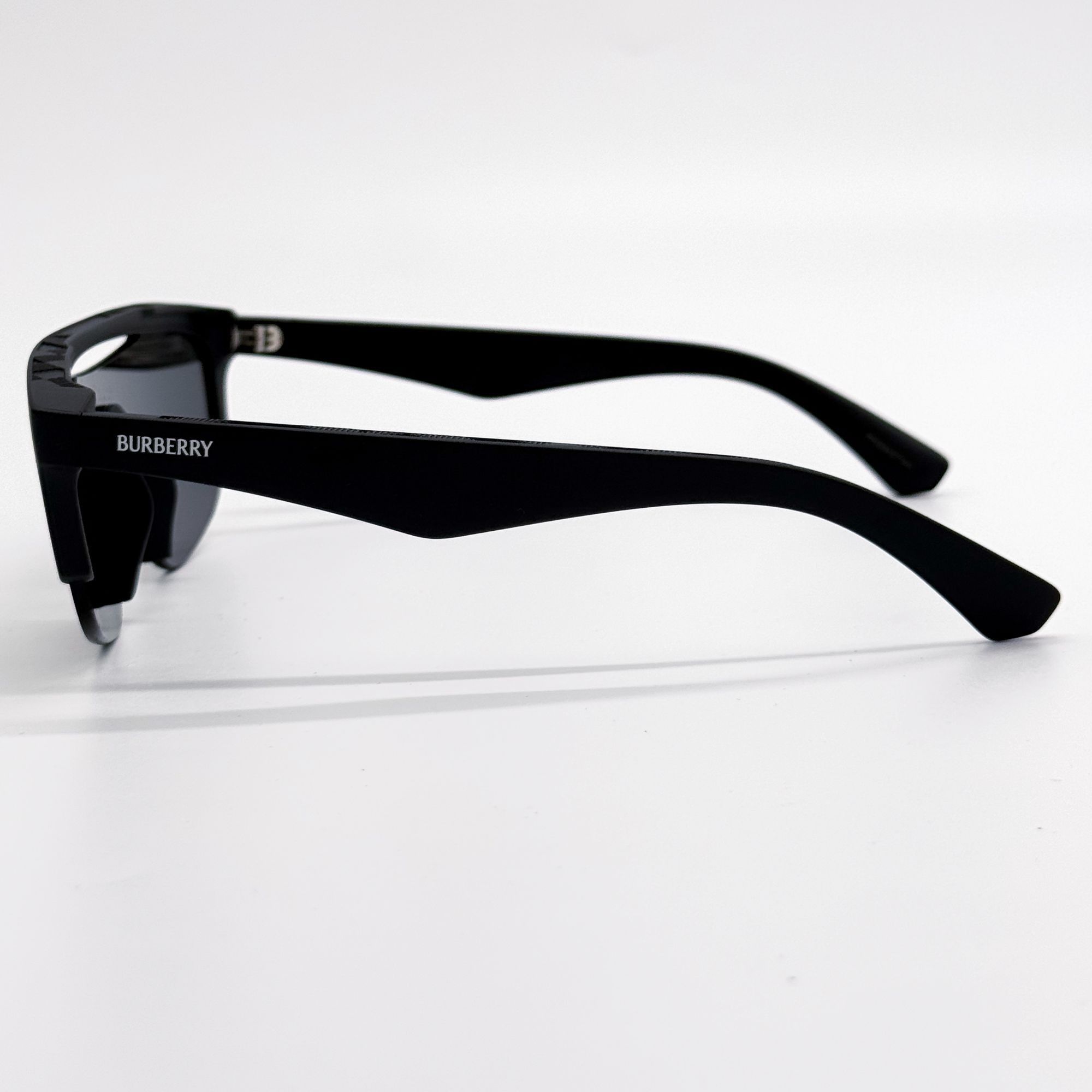 Burberry NEW BURBERRY SUNGLASSES BE4460U 3464/87 UNISEX SHIELD EYEWEA Size ONE SIZE - 8 Thumbnail