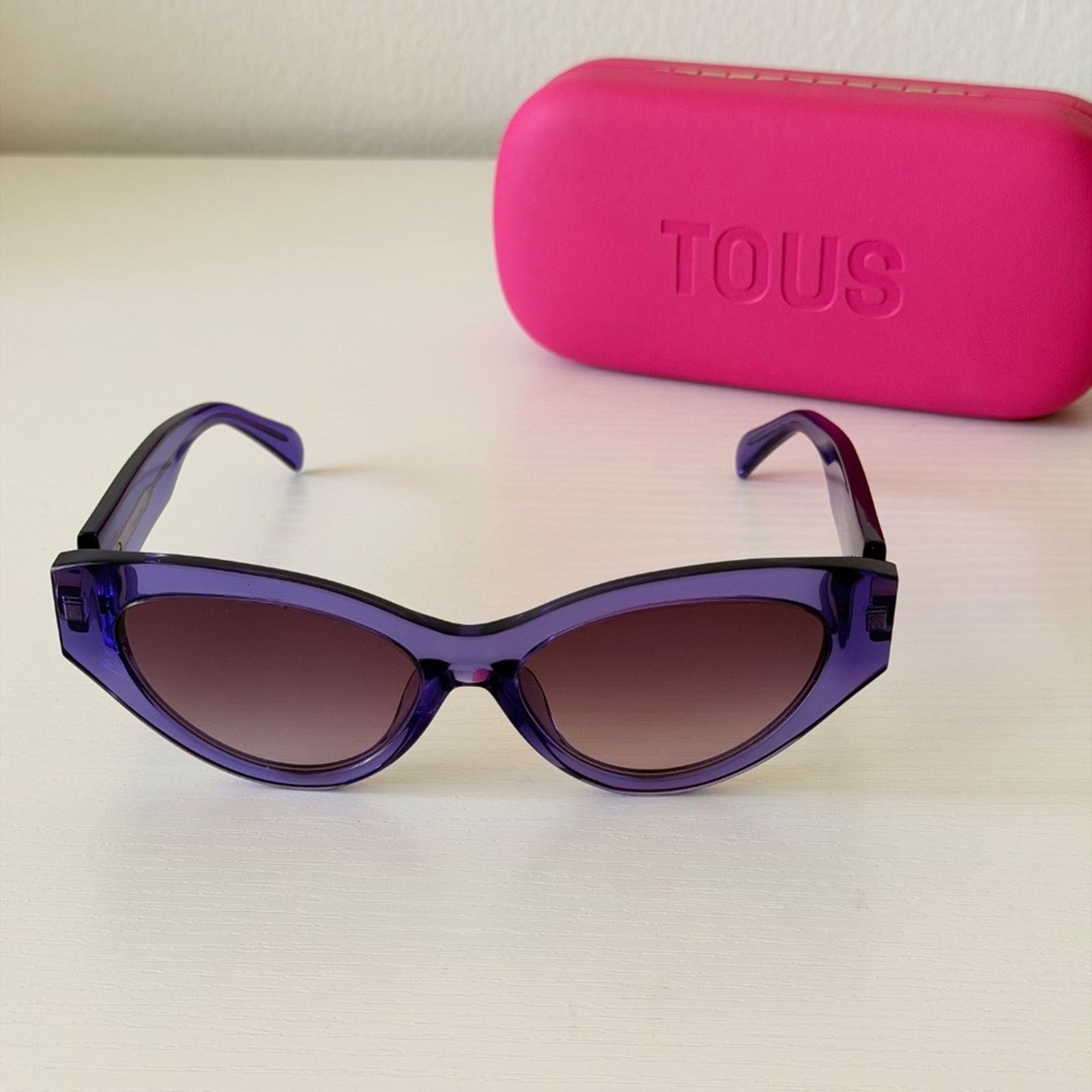 TOUS New, Tous Purple Sunglasses, STOB84S 08LA, Authentic Size ONE SIZE - 9 Thumbnail