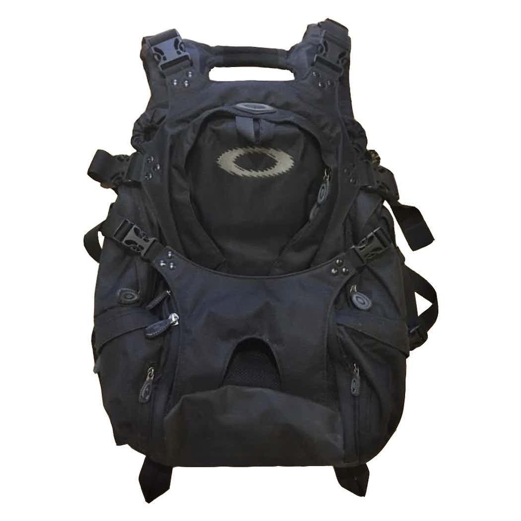 Oakley × Voodoo Tactical Y2K Oakley 🇺🇸 Icon Techwear Backpack Softwear Tactical Size ONE SIZE - 2 Thumbnail