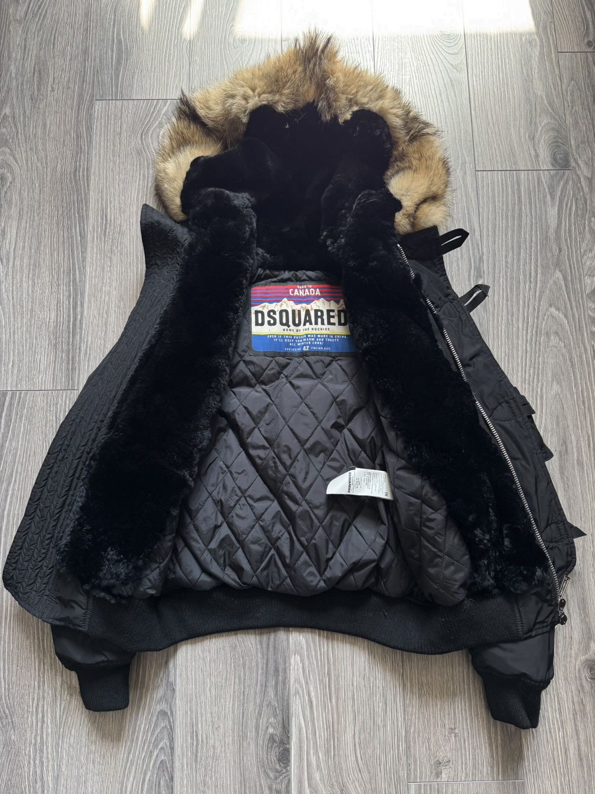 Dsquared2 Dsquared2 Coyote Fur Bomber Jacket Black 42 Luxury RRP $2400 Size US XS / EU 42 / 0 - 15 Thumbnail