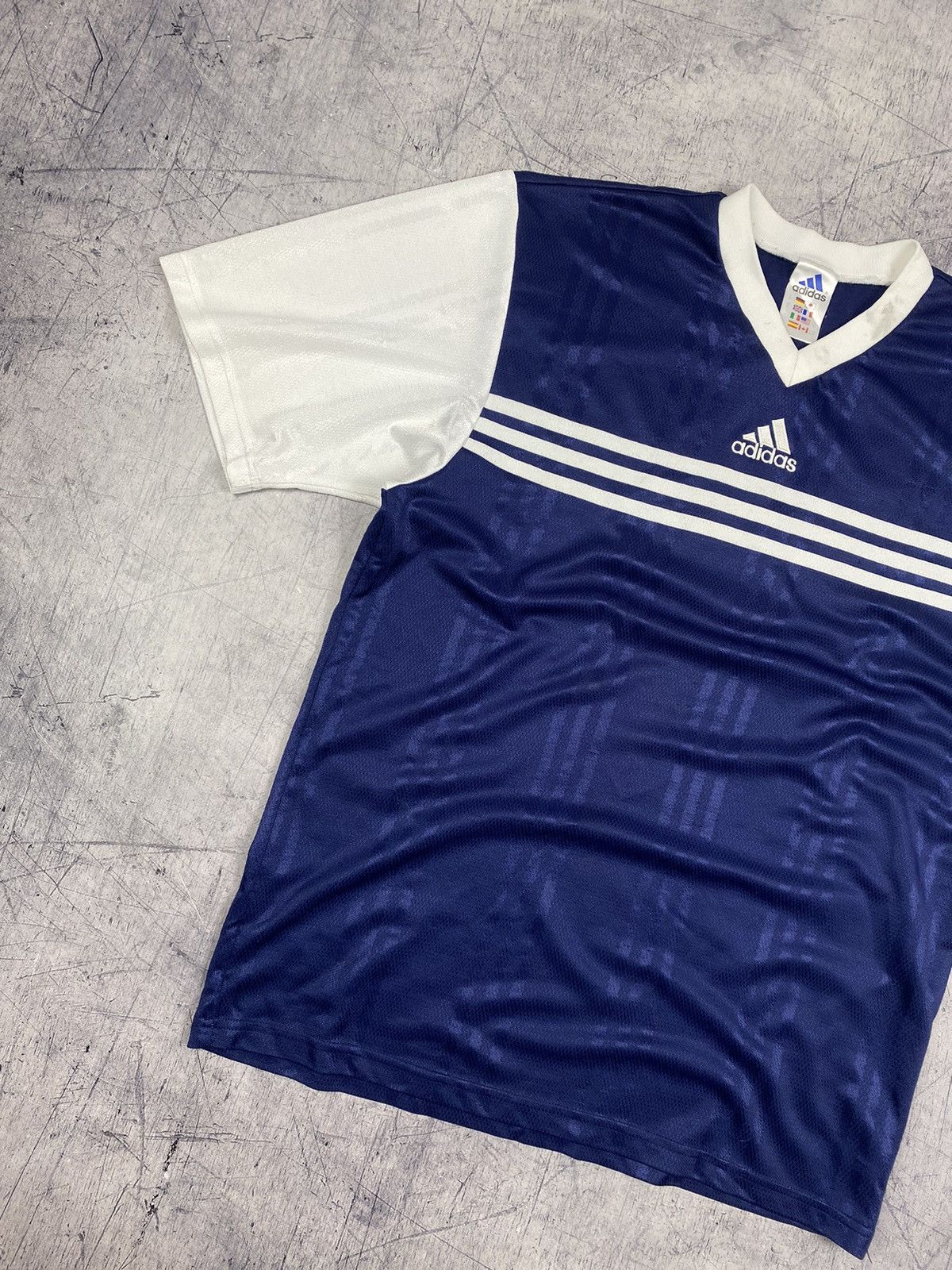 Adidas × Vintage Vintage 00s Adidas Center Logo Y2K Drill Tee Jersey Size US M / EU 48-50 / 2 - 4 Thumbnail