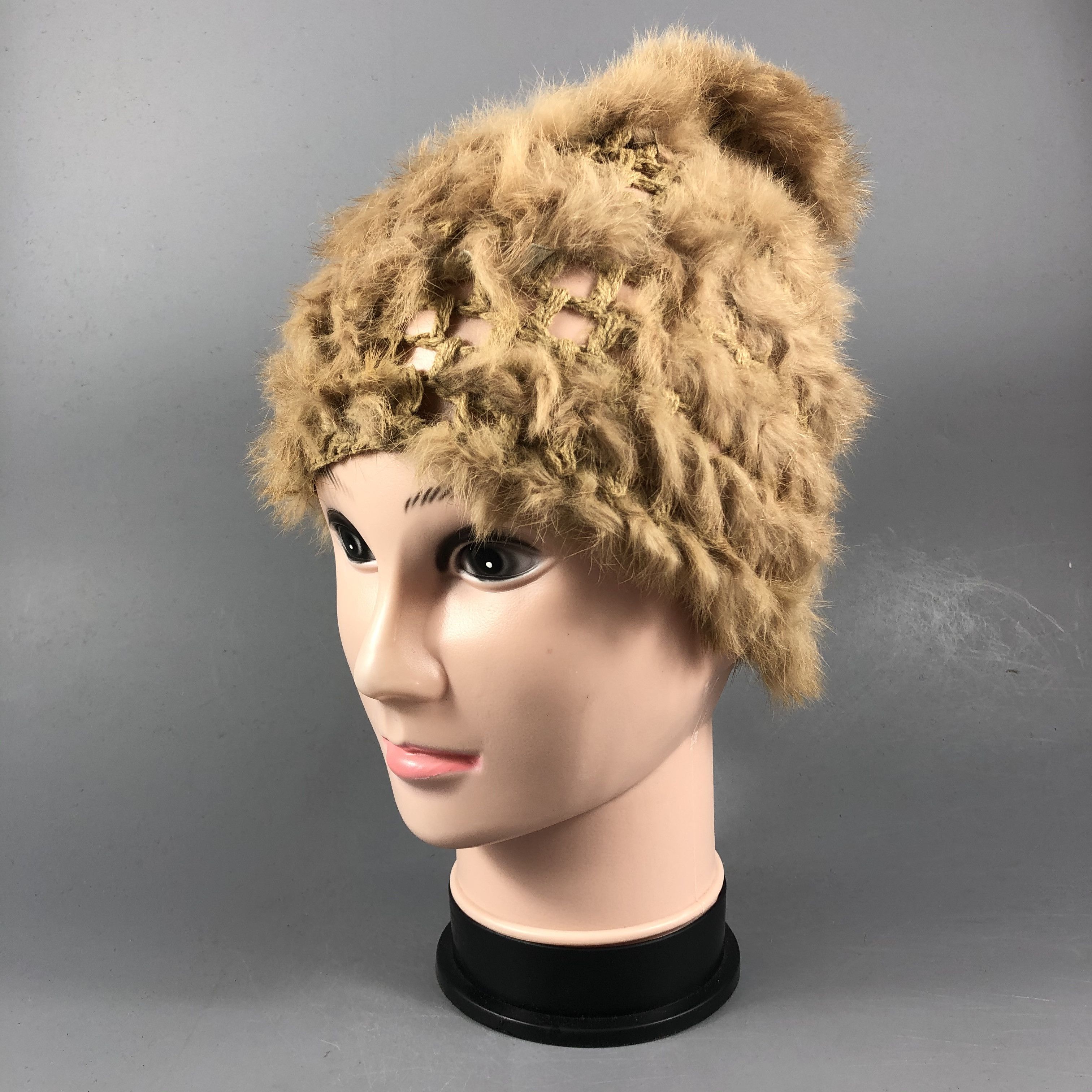 Japanese Brand Japanese Brand Faux Fur Beanie Size ONE SIZE - 2 Thumbnail