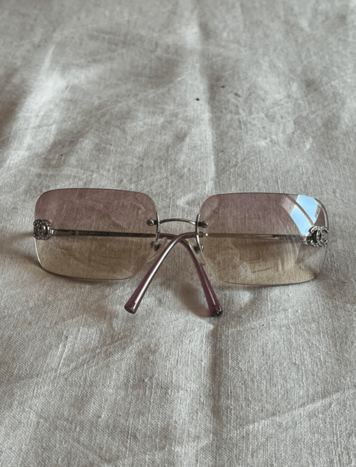 Chanel Chanel Sunglasses 4017-D Rhinestone Logo Rimless Vintage Size ONE SIZE - 2 Thumbnail