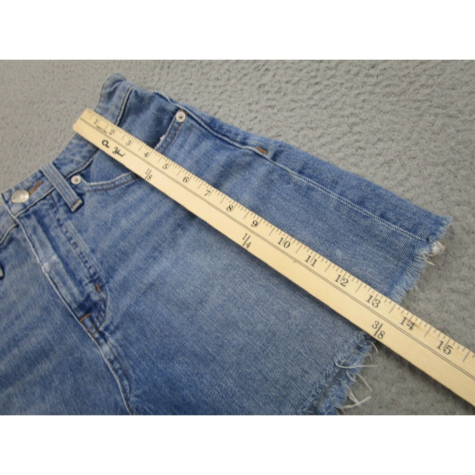 Madewell Madewell Curvy High-Rise Denim Shorts Womens 26 Blue Cutoff Raw Hem Stretch Size 26" / US 2 / IT 38 - 4 Thumbnail