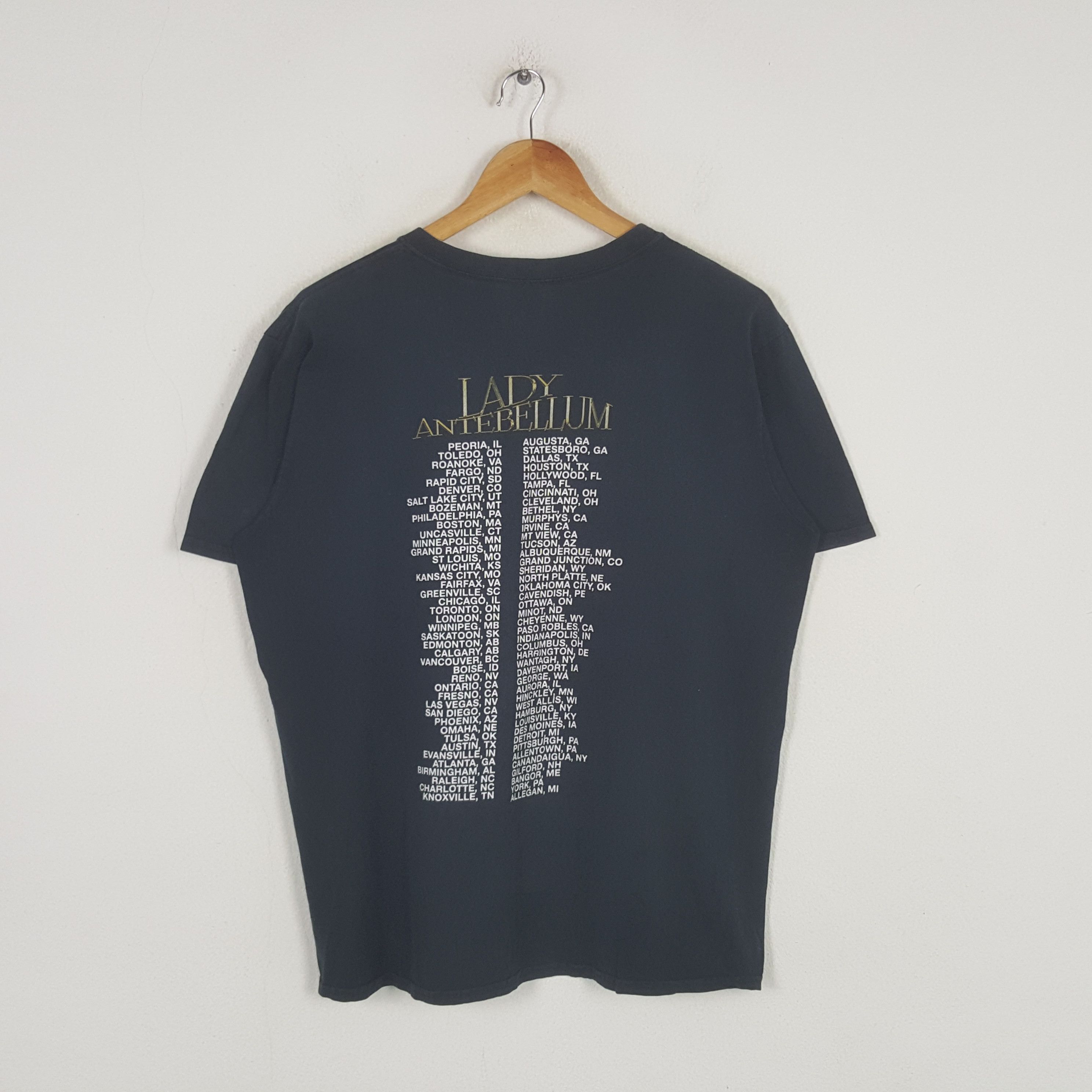 Band Tees Vintage Lady Antebellum US Country Music Group Tshirt 31 Size US L / EU 52-54 / 3 - 3 Thumbnail