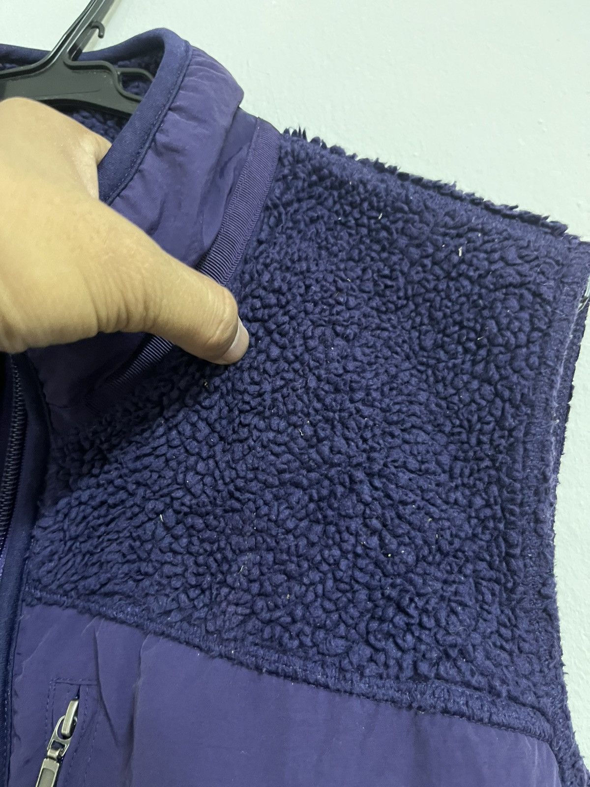 Mountain Hardwear Outdoor Wear DEEP PILE BULKY FLEECE technical Vests Size US L / EU 52-54 / 3 - 7 Thumbnail