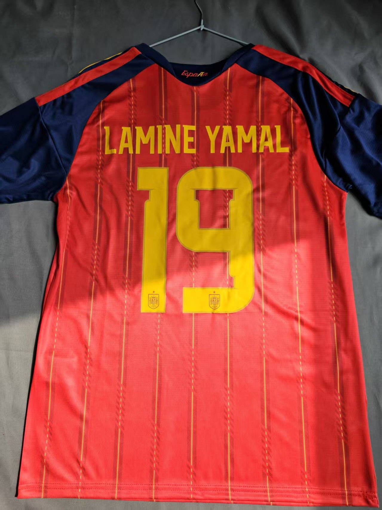 Other Spain #19 Lamine Yamal Jersey Home 2026 Size US L / EU 52-54 / 3 - 2 Thumbnail