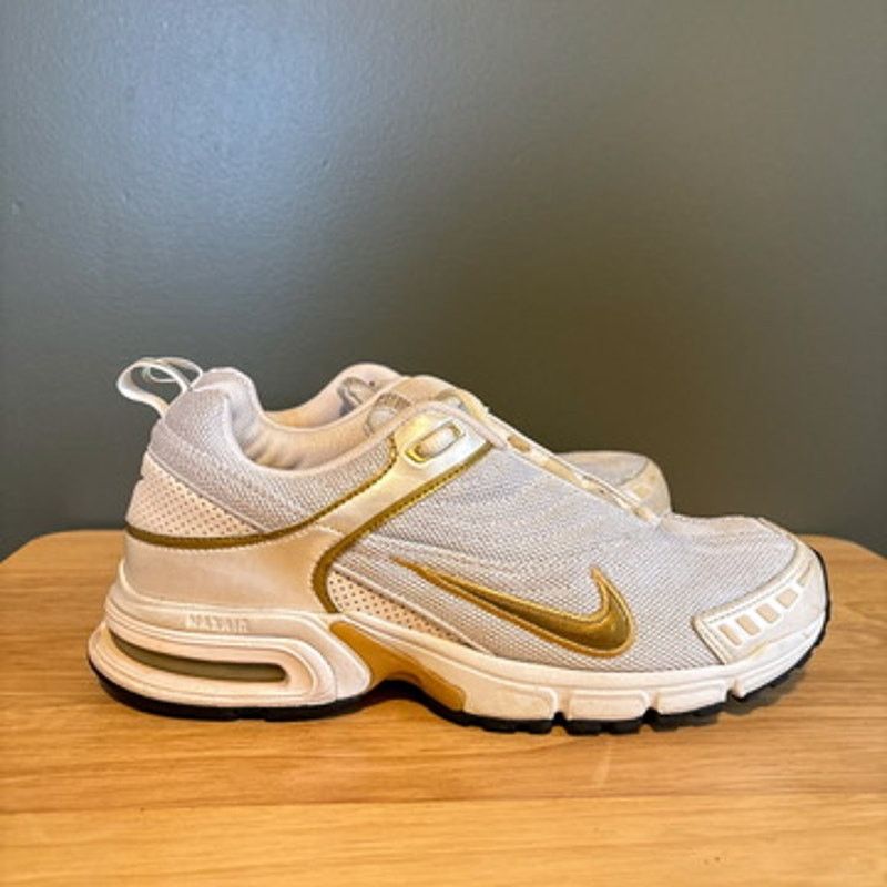Nike Nike BRS 1000 Max Air White Gold 2007 Athletic Shoes 8.5 Size US 8.5 / IT 38.5 - 2 Thumbnail