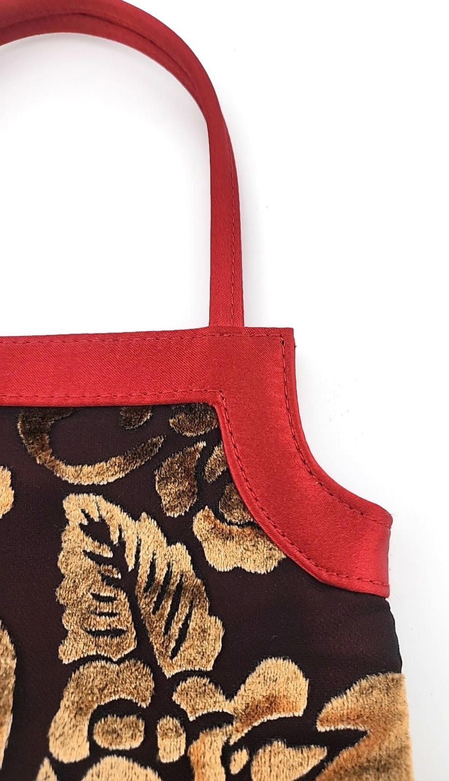 Other Victoria's Secret Purse Red/Gold Floral Small Handbag Size ONE SIZE - 8 Thumbnail