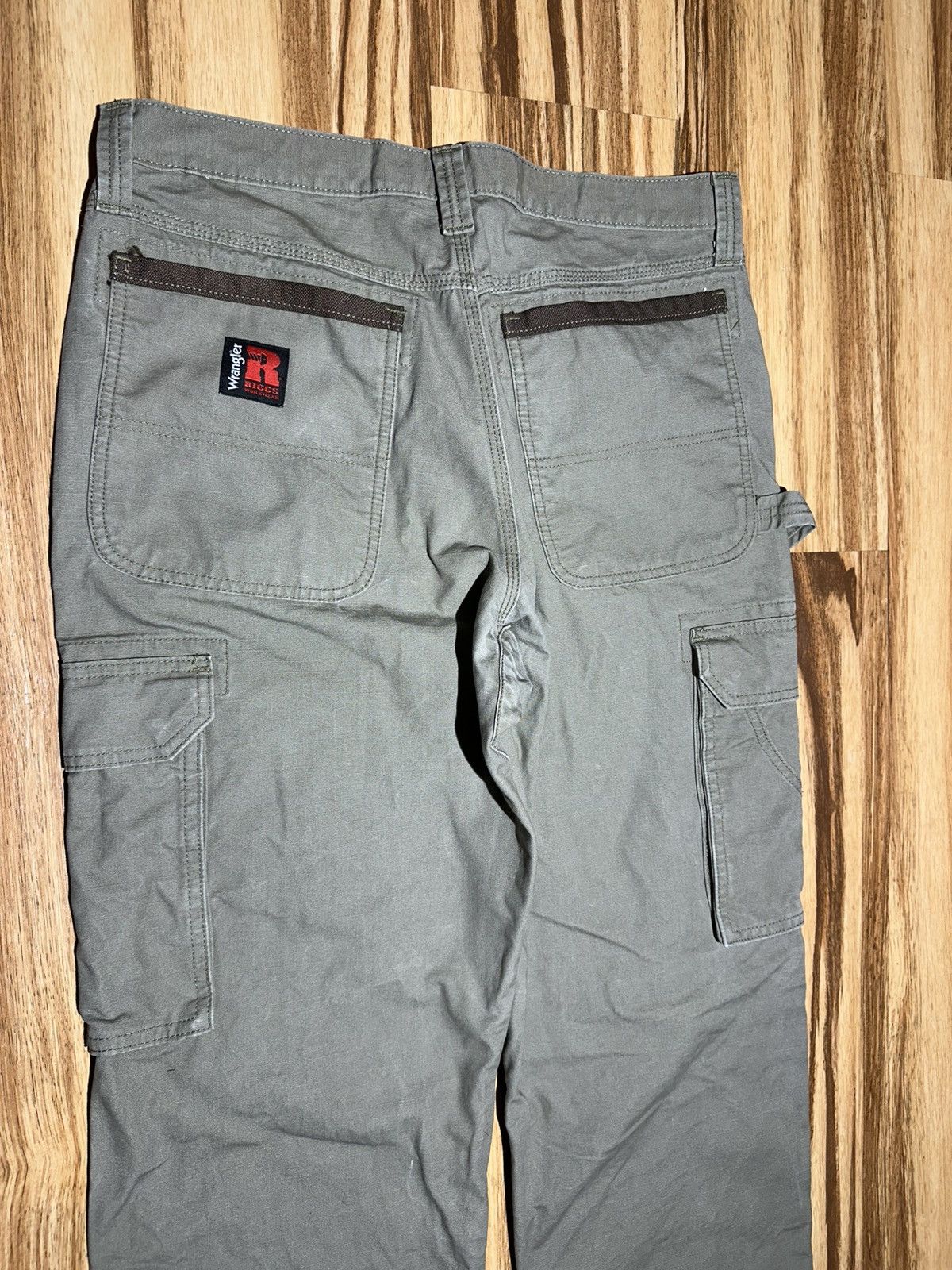 Wrangler Wrangler Riggs Workwear Tan Cargo Pants Size US 33 - 9 Thumbnail