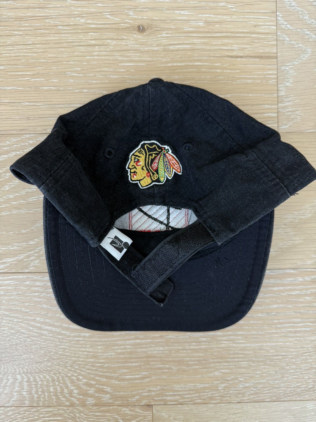 NHL Vintage Chicago Blackhawks NHL Hat Size ONE SIZE - 9 Thumbnail