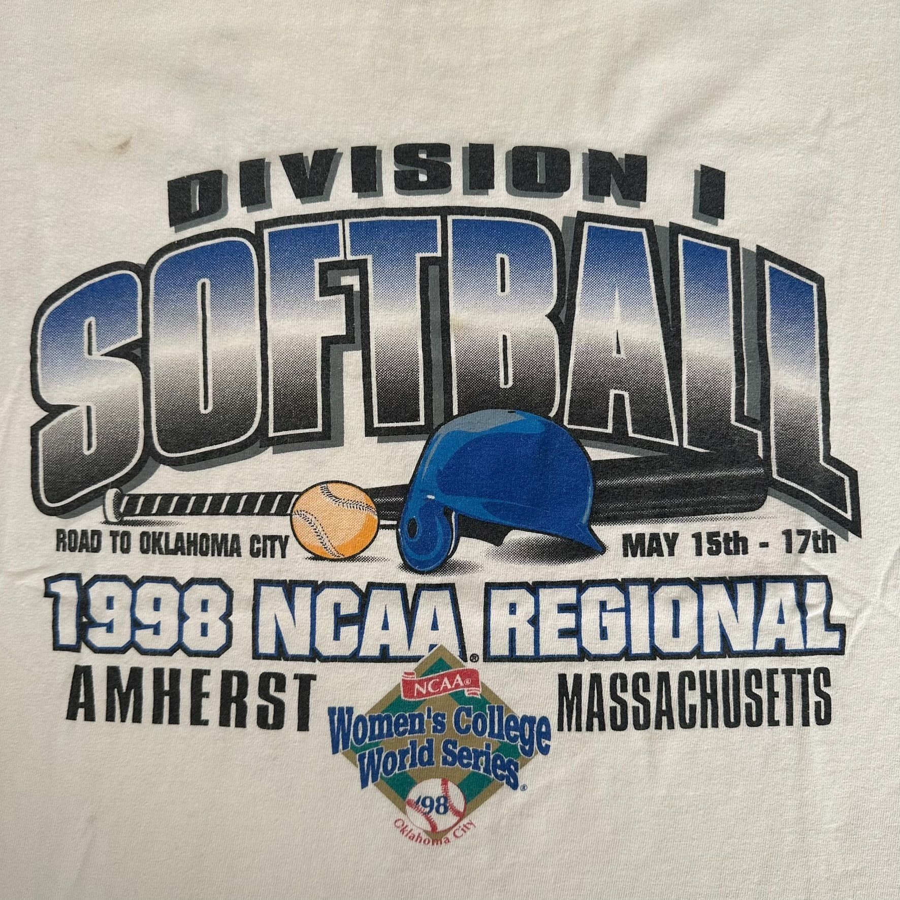 Gear for Sports Vintage 90s NCAA Women's Softball World Series T-Shirt White Size US L / EU 52-54 / 3 - 2 Thumbnail