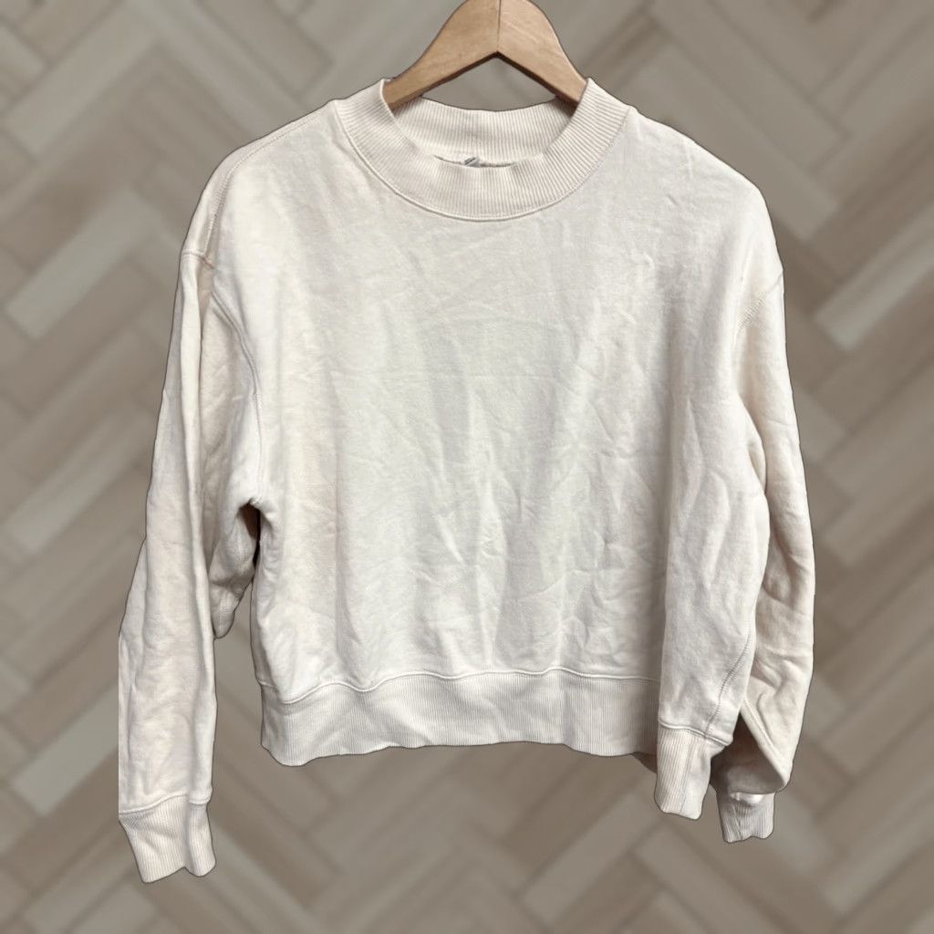 Uniqlo Uniqlo Sweater Beige Oversized Pullover Size S Women Tan Size S / US 4 / IT 40 - 1 Thumbnail