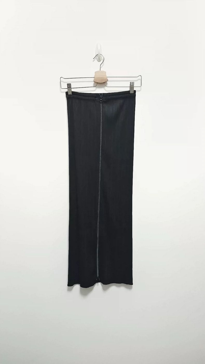 Issey Miyake Issey Miyake size:1 Black vintage zipper skirt Size 22" - 2 Thumbnail